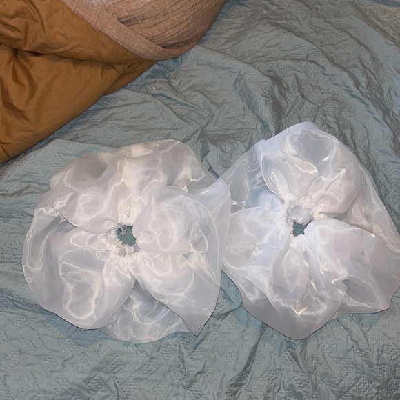 Bridal detachable puff sleeves - Picture 2 of 4